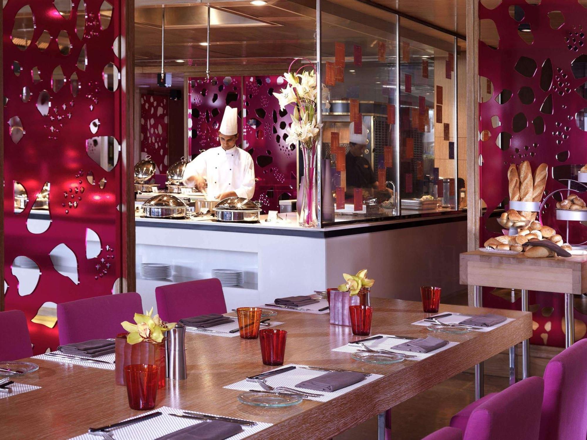 Fairmont Bab Al Bahr Hotel Abu Dhabi Ngoại thất bức ảnh The restaurant